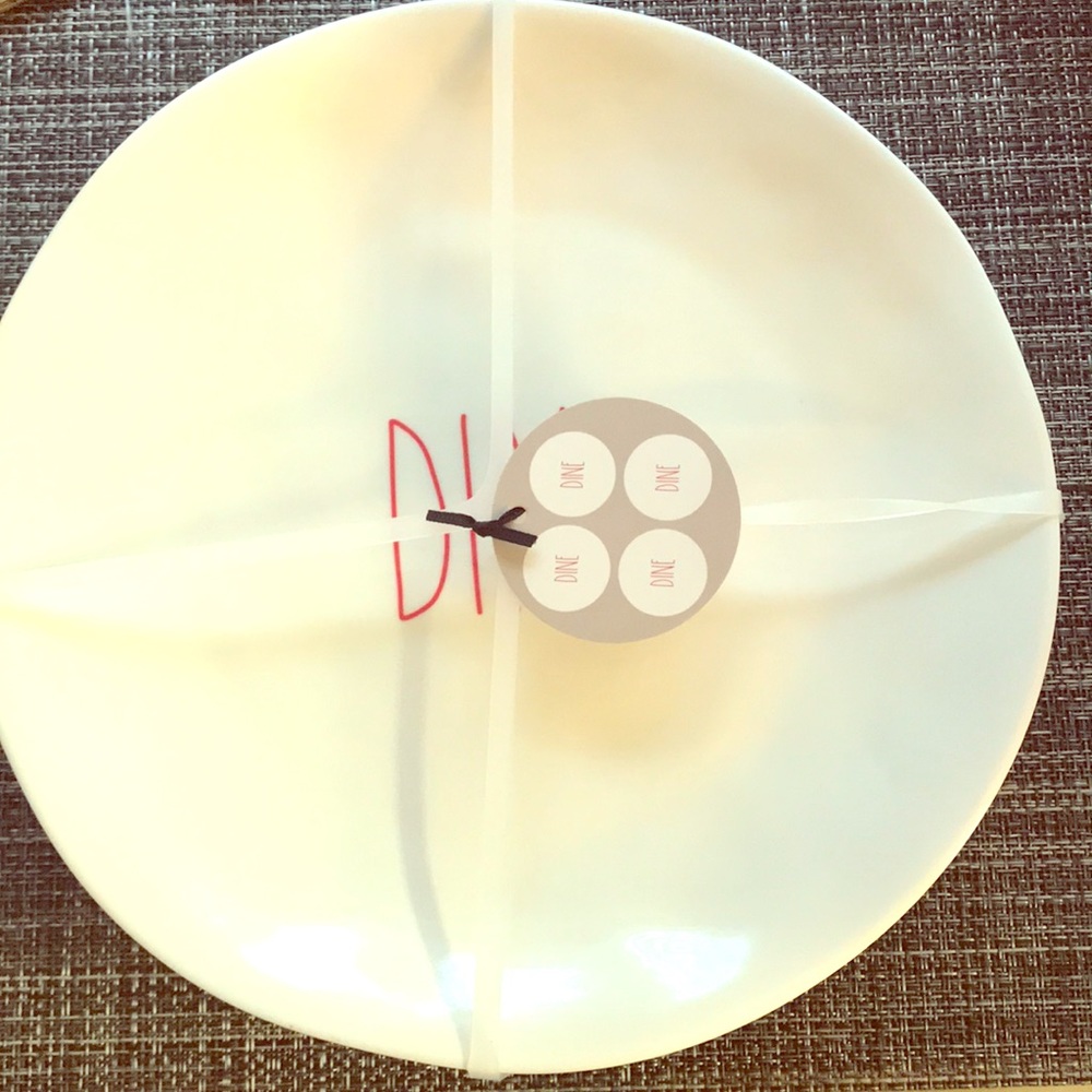 Dine 10” Melamine Plates set of 4